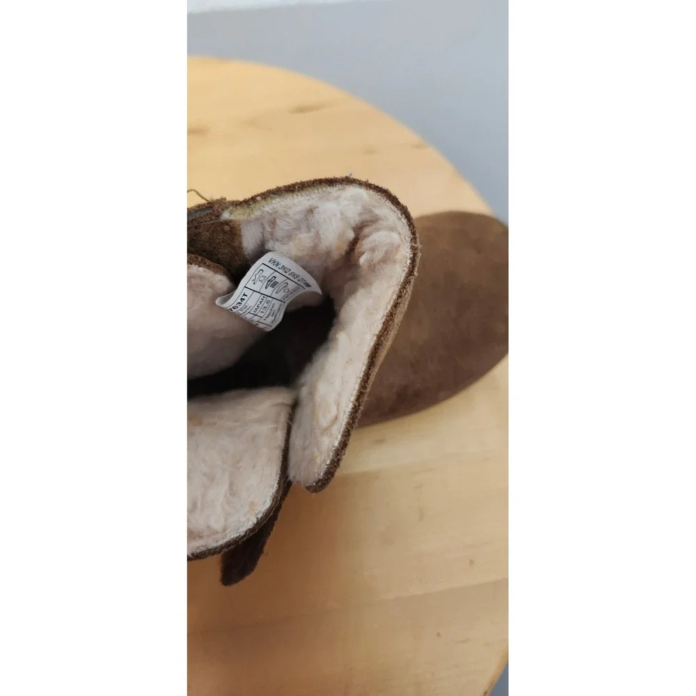 UGG Keelan Boots Kids Size 6 Chestnut Brown Suede Sheepskin Lined 1096034T